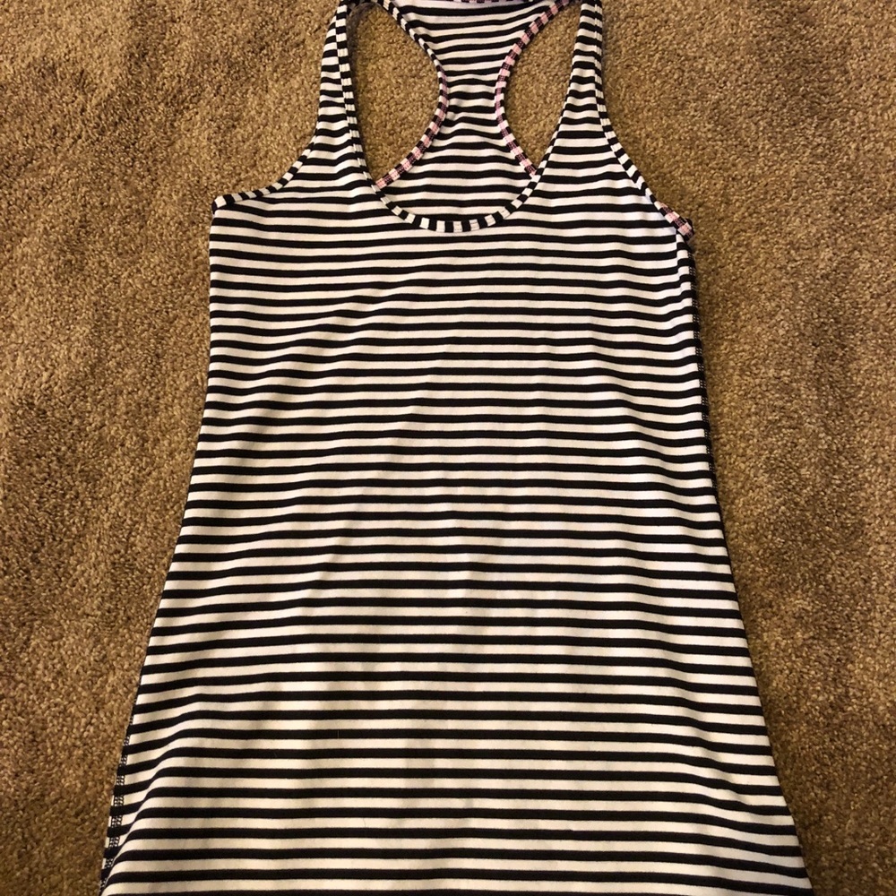 Lululemon Razorback tank